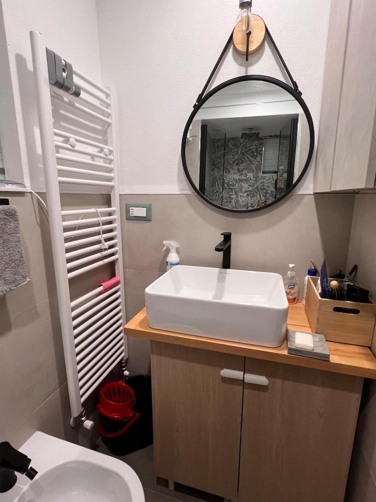 Cosy Nest Apartment Savona Esterno foto